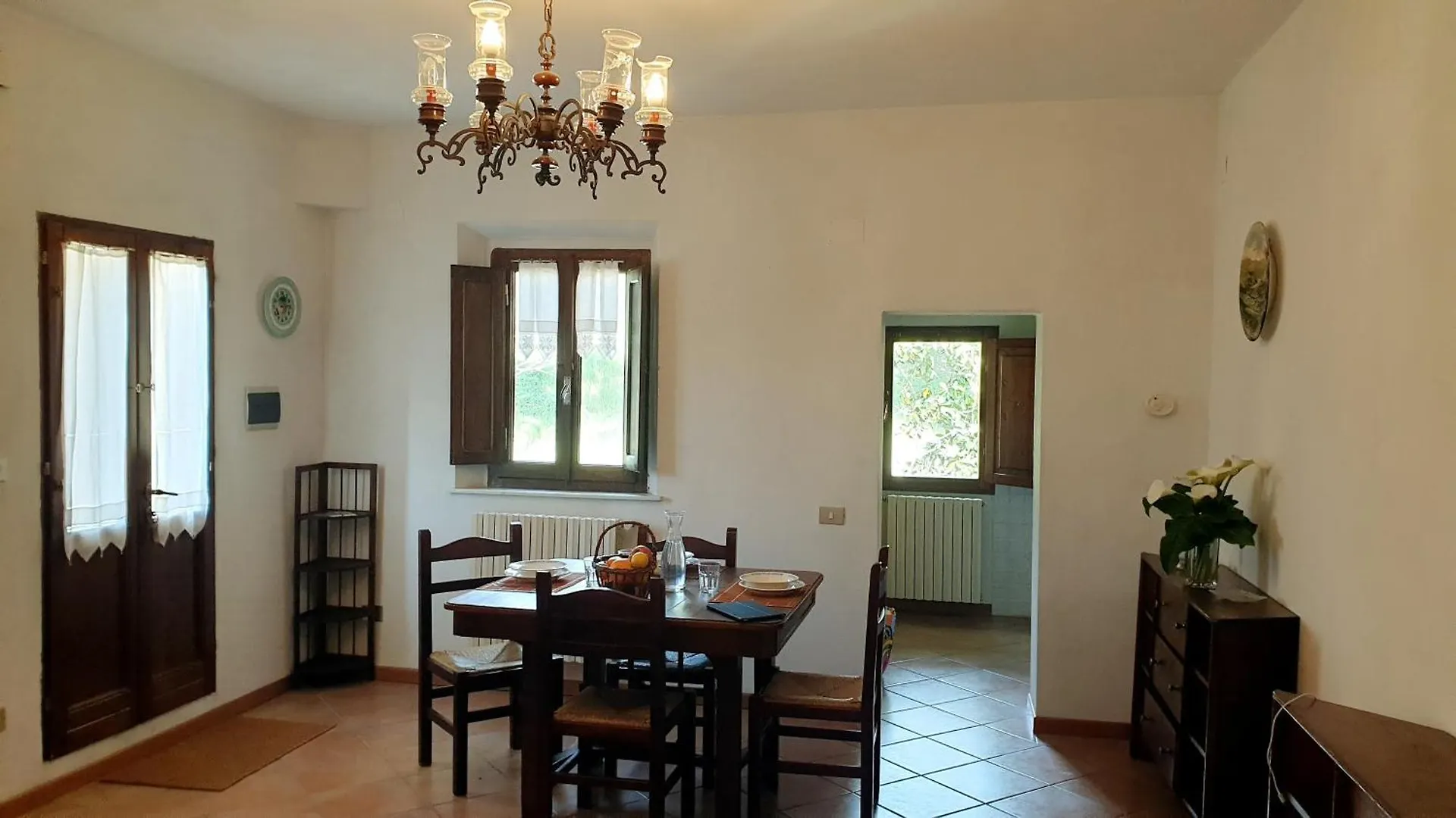 Country house Agriturismo Podere Le Tombe Guest House Palaia Italy